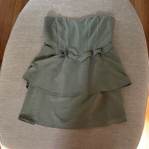 Elegant Strapless Green Dress
